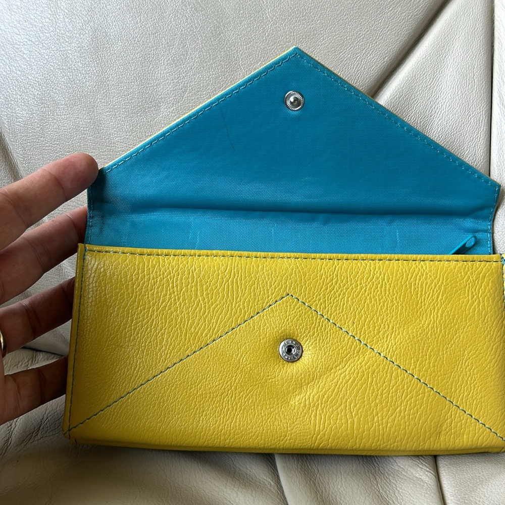 Wallet - Picture 2 of 7